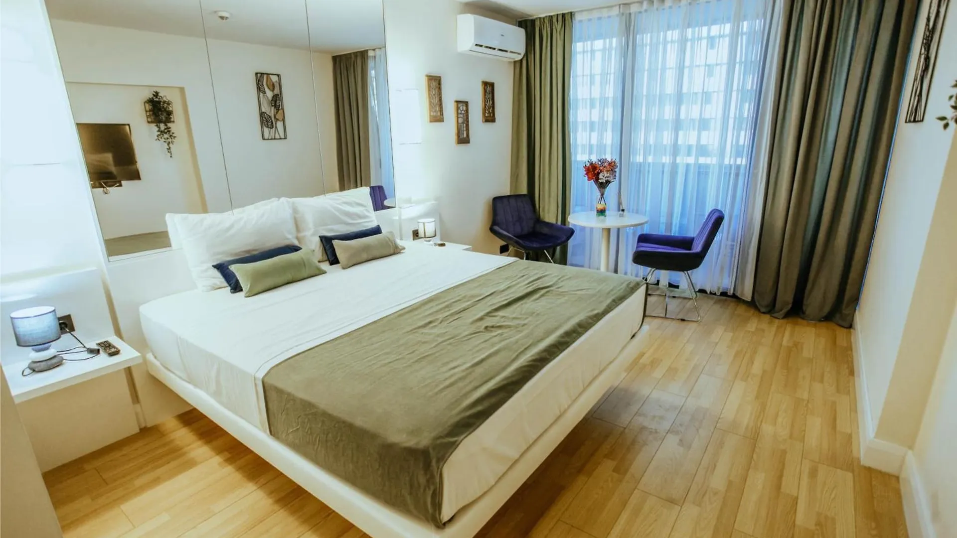 Room Number 1734 Batumi